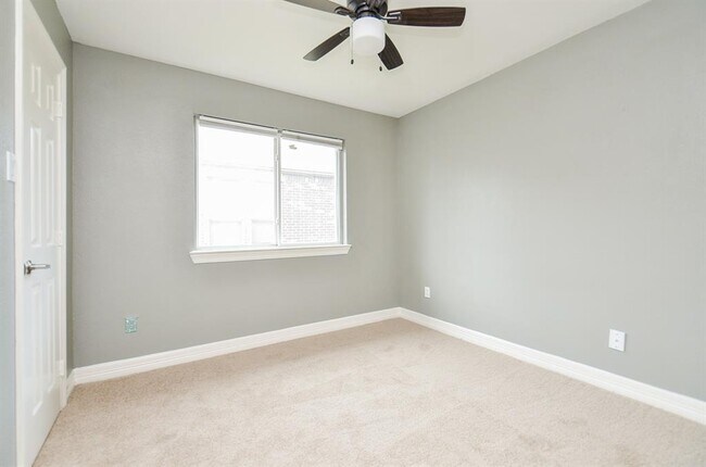Building Photo - 21523 Ivory Gate Ln