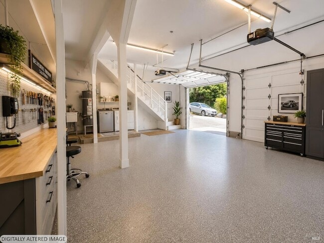 Building Photo - 44 Millay Pl
