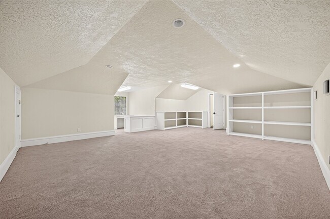 Building Photo - 4011 Westerdale Dr