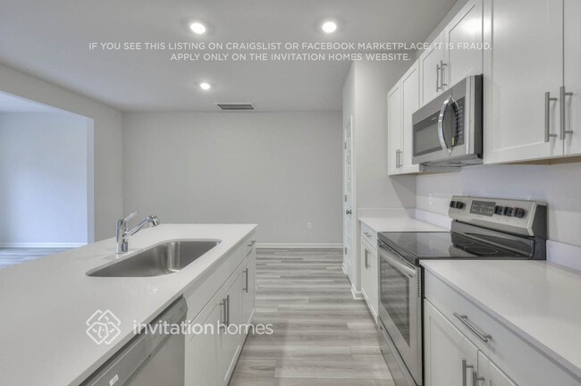 Building Photo - 1003 Legacy Ct