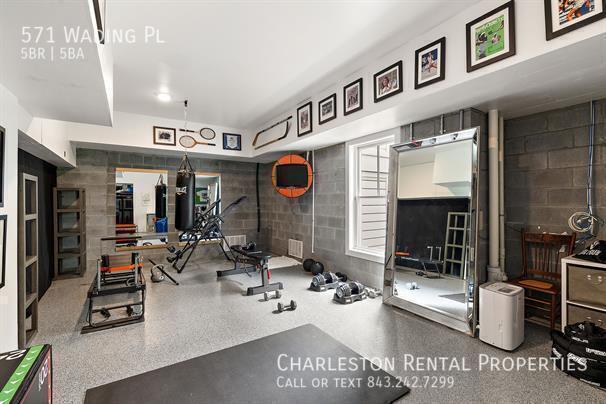 Building Photo - 571 Wading Pl