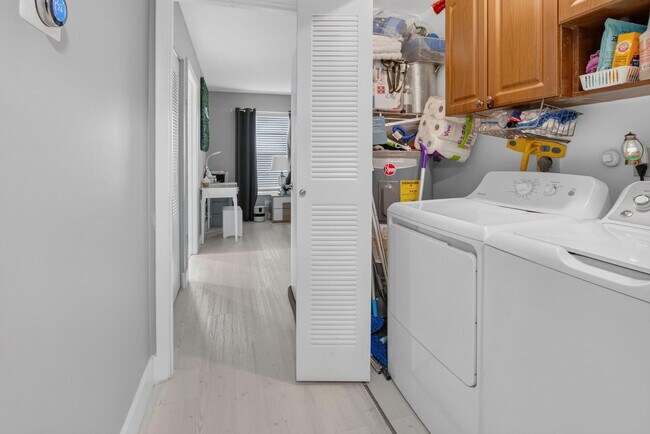 Building Photo - 13953 Nesting Way