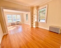 Building Photo - 30 Sherman St