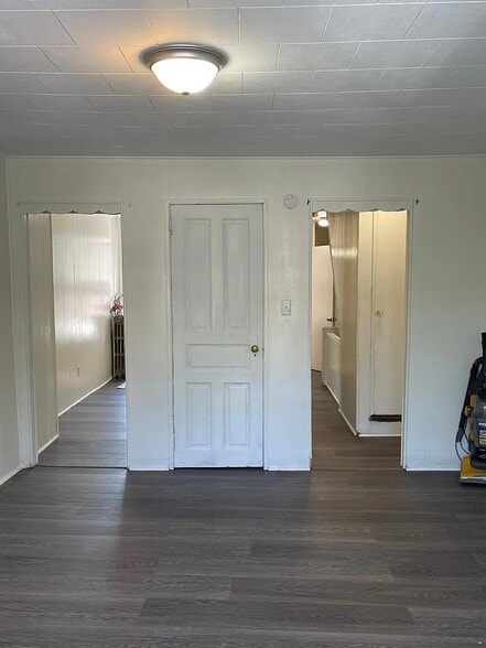 Building Photo - 140 S 12th St