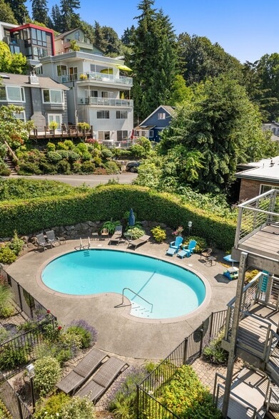 View from bedrooms - 2200 Alki Ave SW