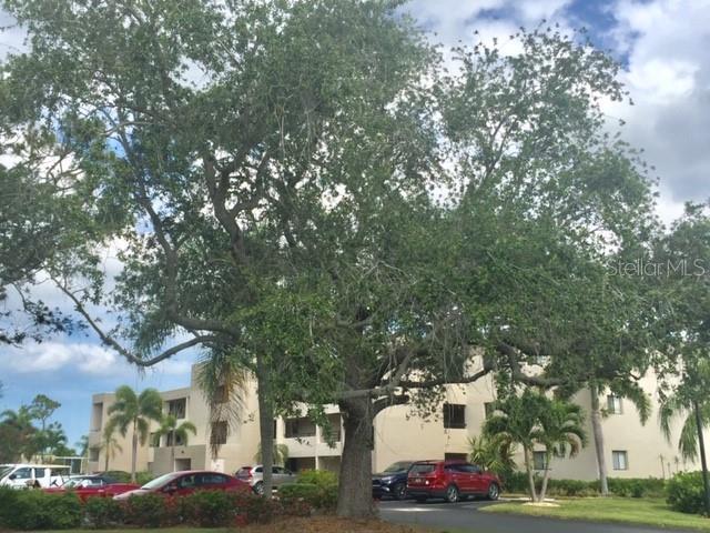 Building Photo - 1001 Islamorada Blvd