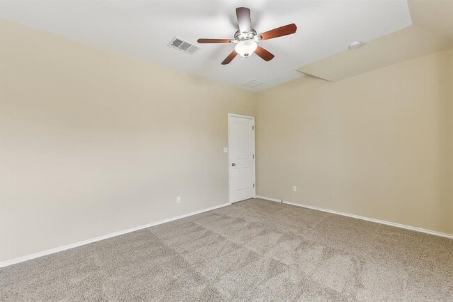 Building Photo - 121 Snowdrift Trail
