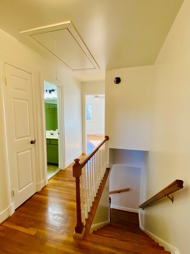 Building Photo - 3810 Hermitage Rd