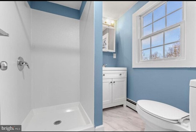 Building Photo - 96 Martins Ln