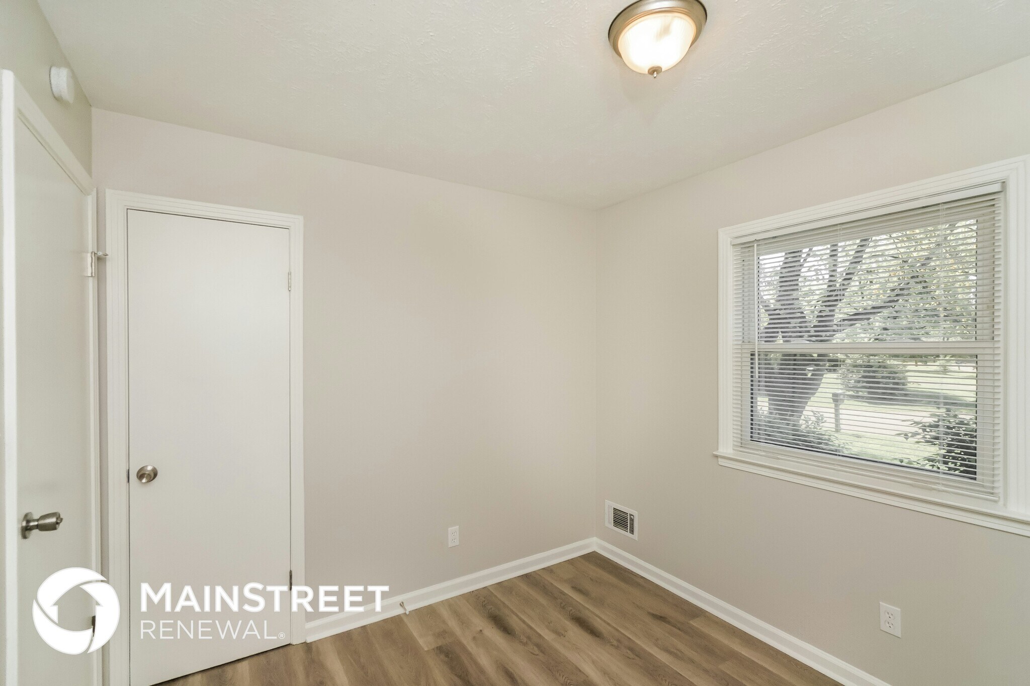 Building Photo - 7419 Sherrard Dr