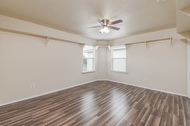 Building Photo - 19807 Mallard Point Ct