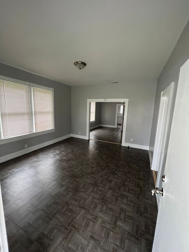 Building Photo - 2781 Sabine Pass Ave