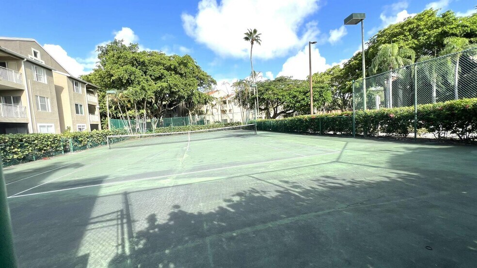 Building Photo - 1825 Palm Cove Blvd