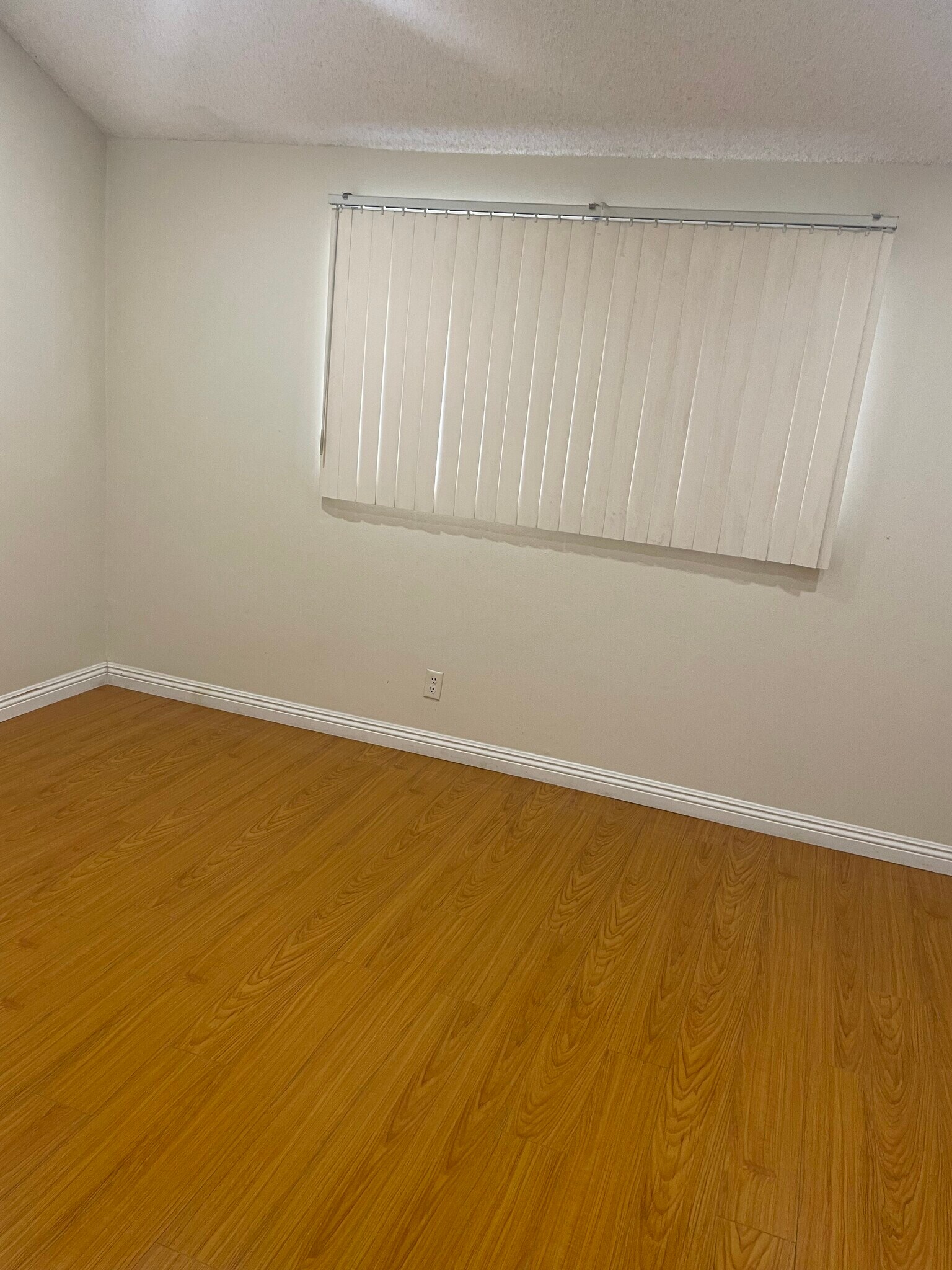 Building Photo - 524 N Maryland Ave