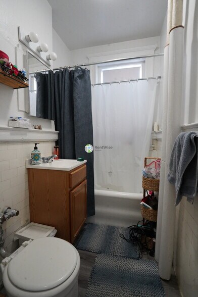Building Photo - 1171 Boylston St