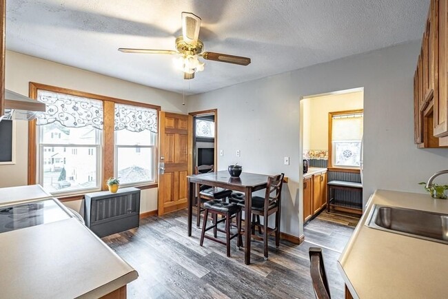 Kitchen - 80 Shawmut St