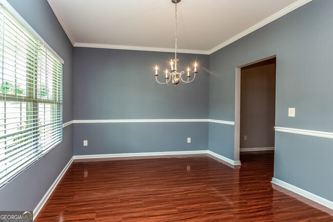 Building Photo - 930 Walking Stick Trail NE