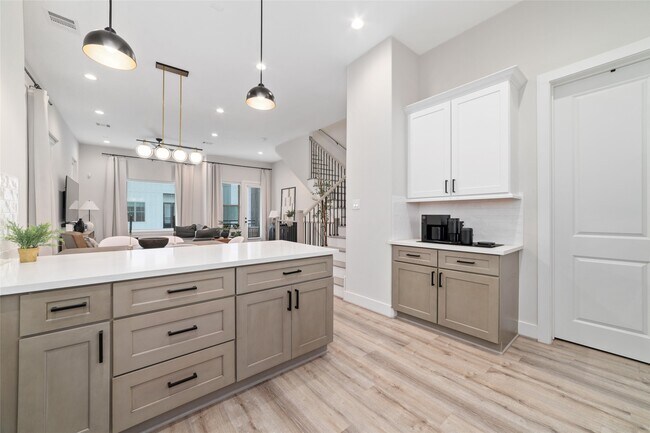 Building Photo - 3705 Creekmont Grn Ln
