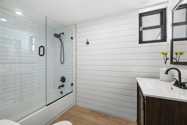 Building Photo - 14615 SW 77th Ct