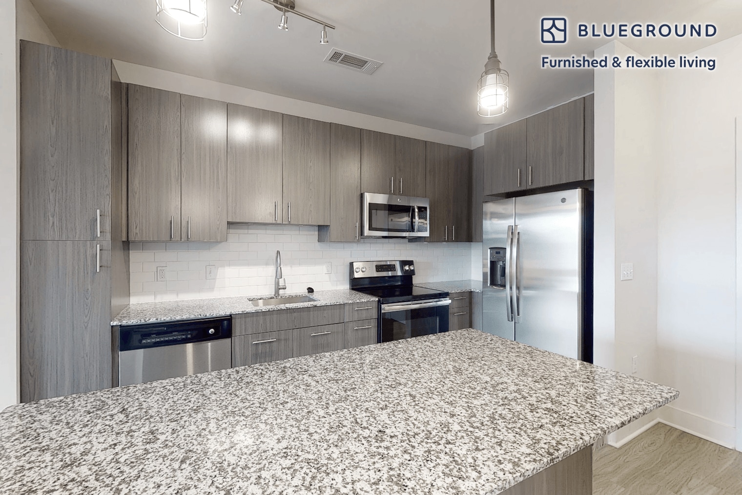 Building Photo - 820 Concorde Cir