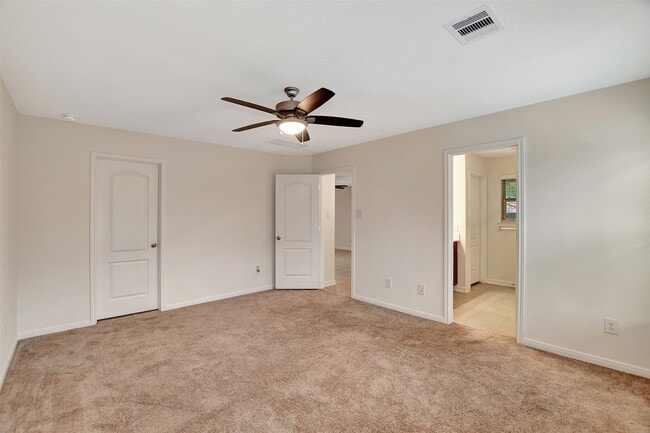 Building Photo - 9403 Castillo Ct