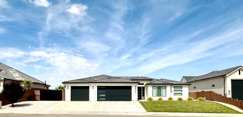 Primary Photo - 6264 Sonic Dr