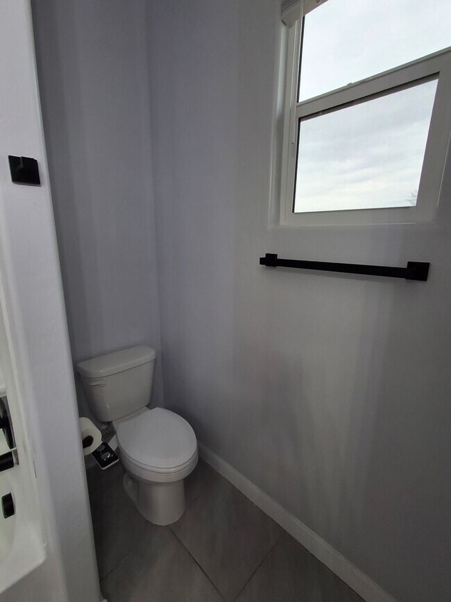 Building Photo - 36672 N Asturian Vly Wy