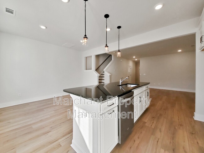 Building Photo - 63 Meteora Way