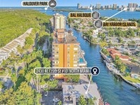 Building Photo - 2430 NE 135th St