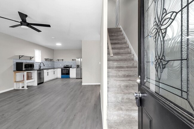 Building Photo - 601 Southwood Ave