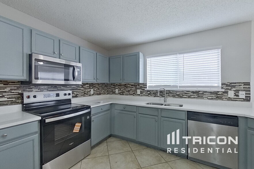 Building Photo - 6209 Winnebago Ct