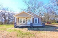 Building Photo - 4385 Skyland Dr