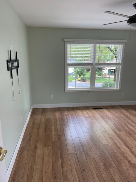 Building Photo - 125 Dudi Trail