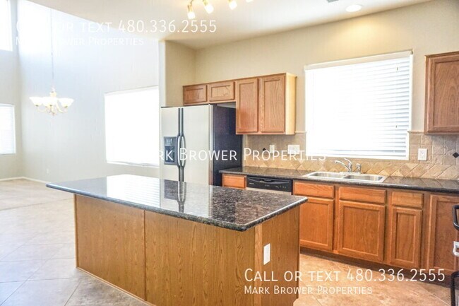 Building Photo - 2892 W Angel Way