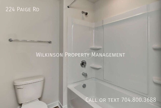 Building Photo - 224 Paige Rd