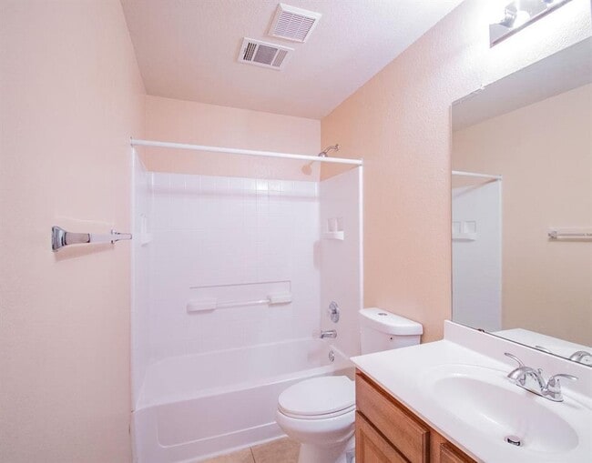 Building Photo - 312 Pheasant Ridge Dr