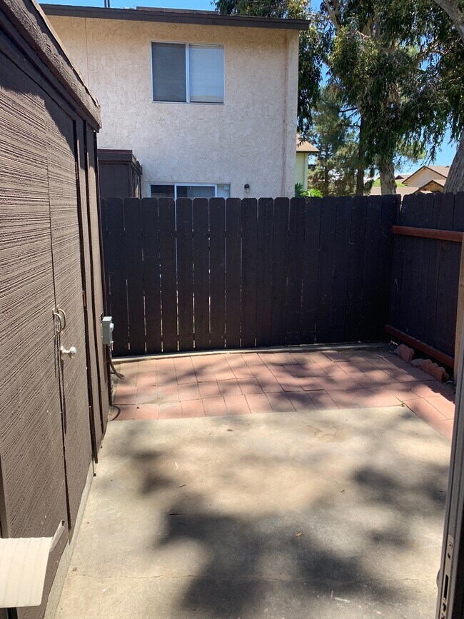 Building Photo - Cozy 2 Bed 1 Bath Home For Rent
