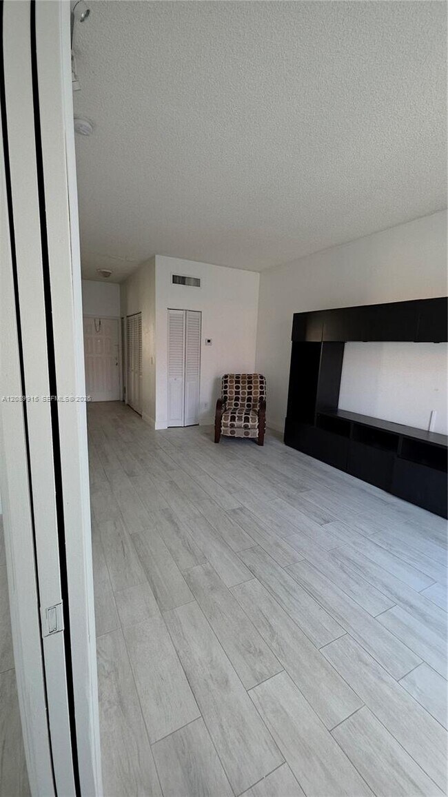 Building Photo - 21555 SW 87th Ct