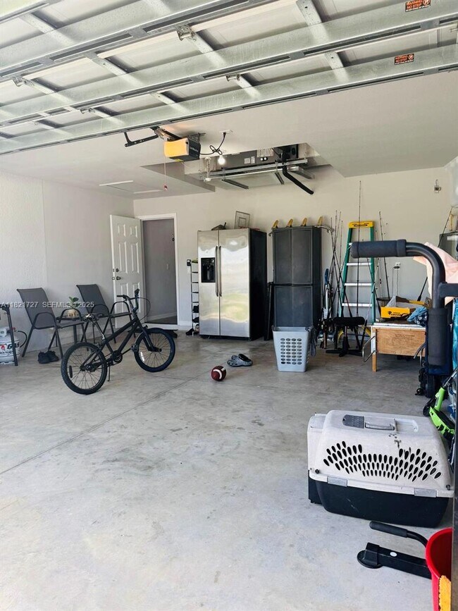 Building Photo - 500 NW 5th St