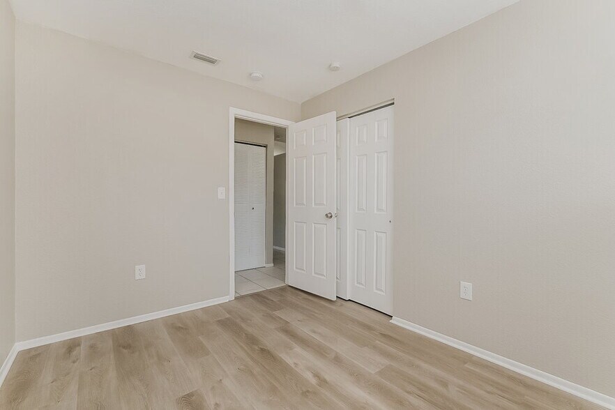 Building Photo - 7437 Jenner Ave