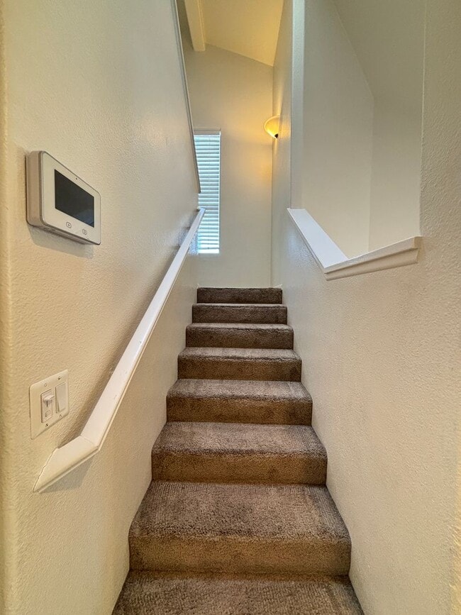 Building Photo - West Palmdale Townhouse