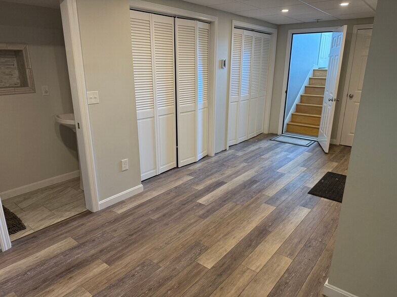 1st floor/basement - 2 2nd Ave