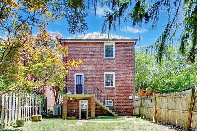Building Photo - Beautiful Brick Home in the Heart of Chevy Chase