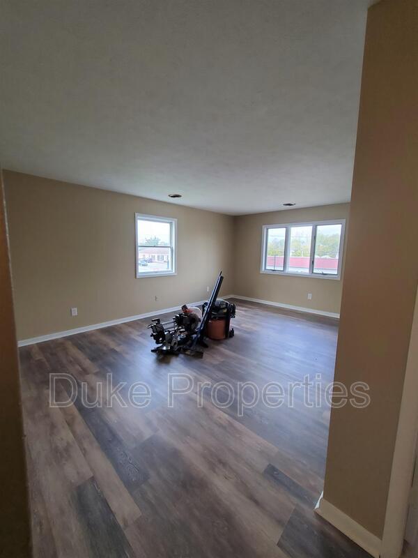 Building Photo - 70 Market St