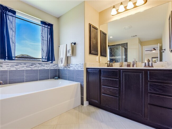 Building Photo - 12316 Noel Bain Cove