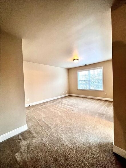 Building Photo - 3606 Rosecliff Trace NE