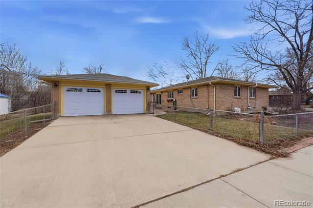 Building Photo - 3505 Martin Dr