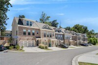 Building Photo - 1400 Ridgebend Way SE