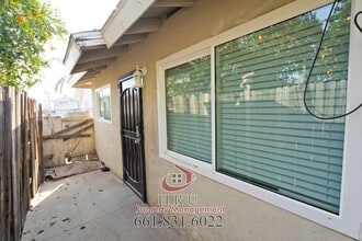 Building Photo - 126 Wilson Ave