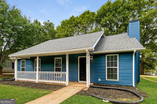 Primary Photo - 505 Rosehill Dr